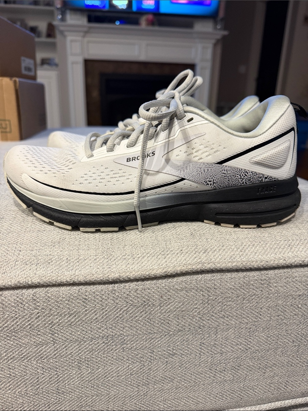 Brooks Women’s White & Black Athletic Running Shoes